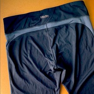 Calvin Klein Performance Capri Leggings